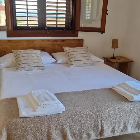 Apartment La Finestra A Tramontana *